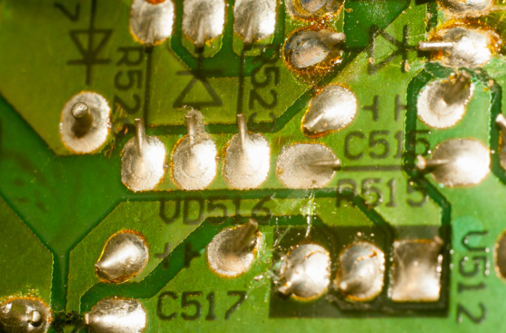 Identifying and Correcting Solder Bridge Defects