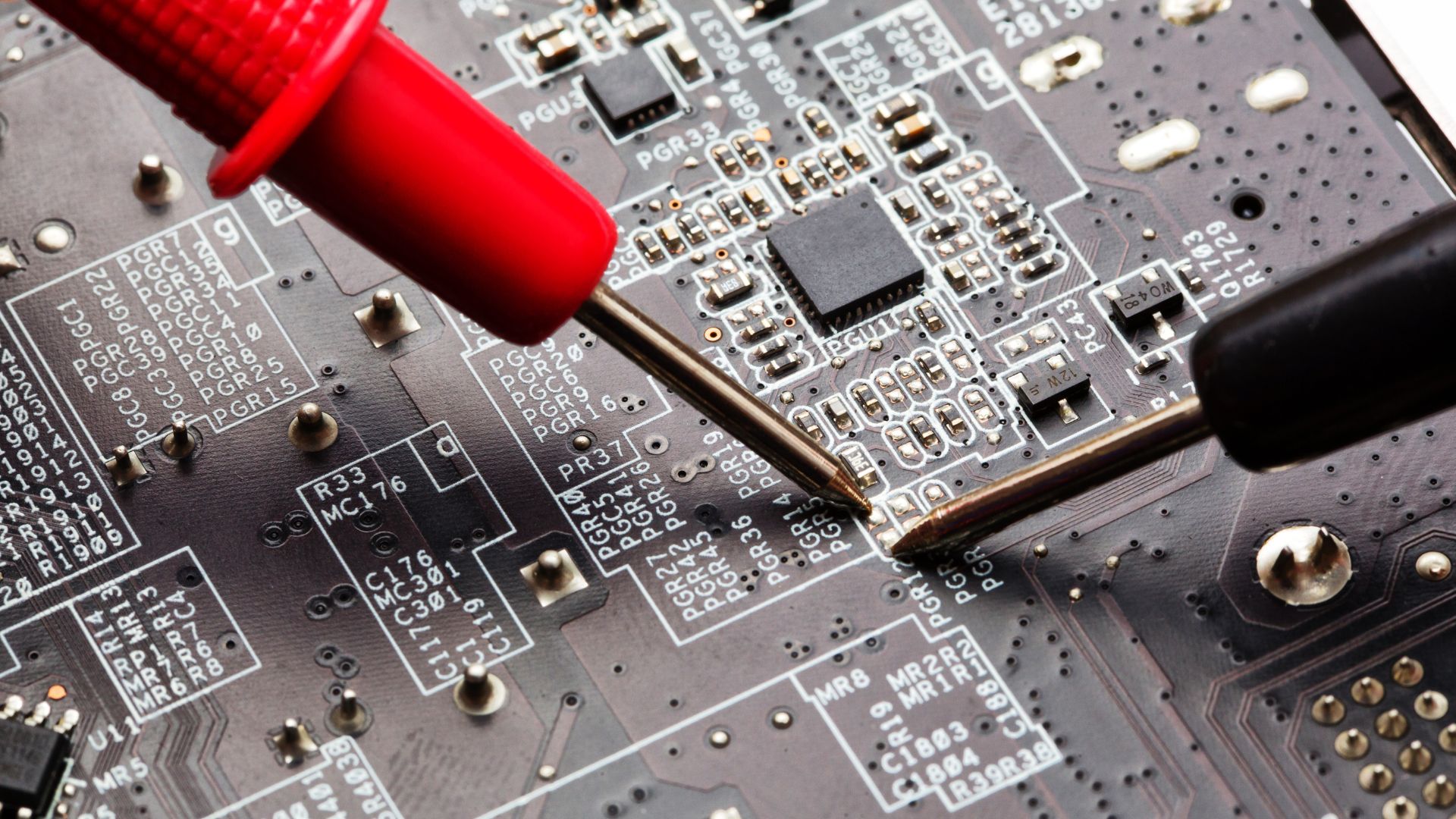 When to Use X-Ray Inspection in PCBs